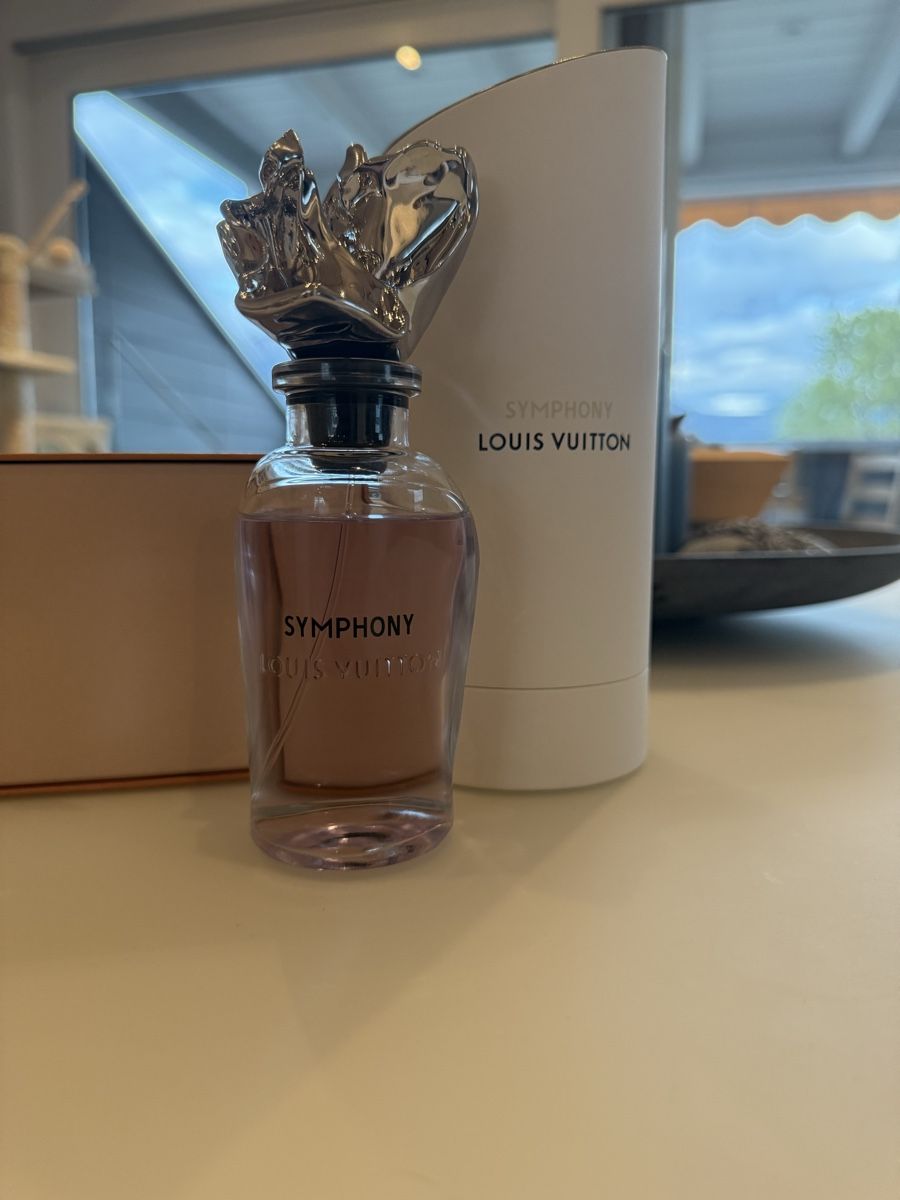 Louis Vuitton Profumi & Eau de Toilette: Louis Vuitton | Symphony | Extrait de Parfum – Usato da Thun venduto da FairHandlungssache 1
