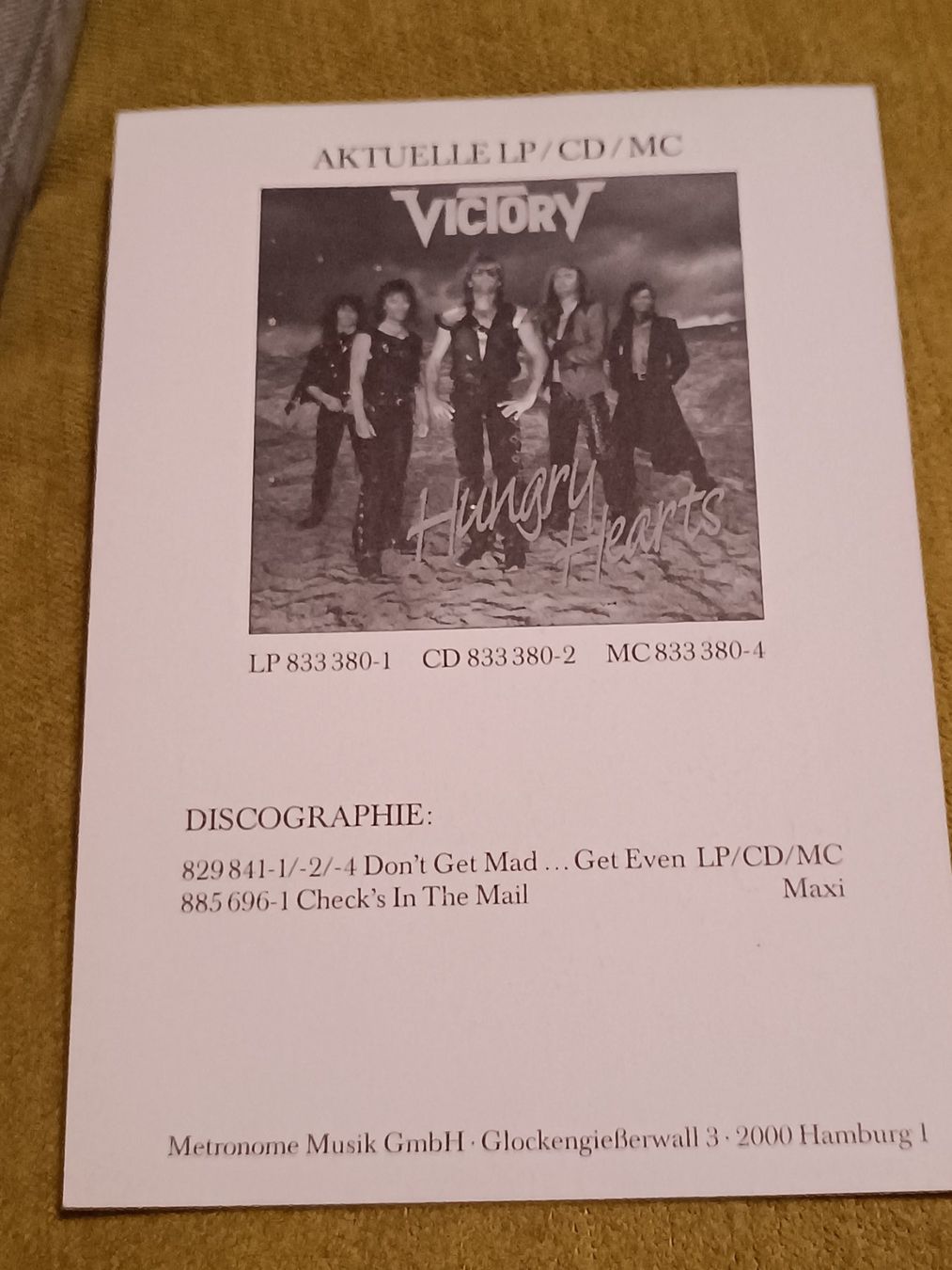 Autografi: Victory - handsigniert – Usato da Menziken venduto da Autogramme 1