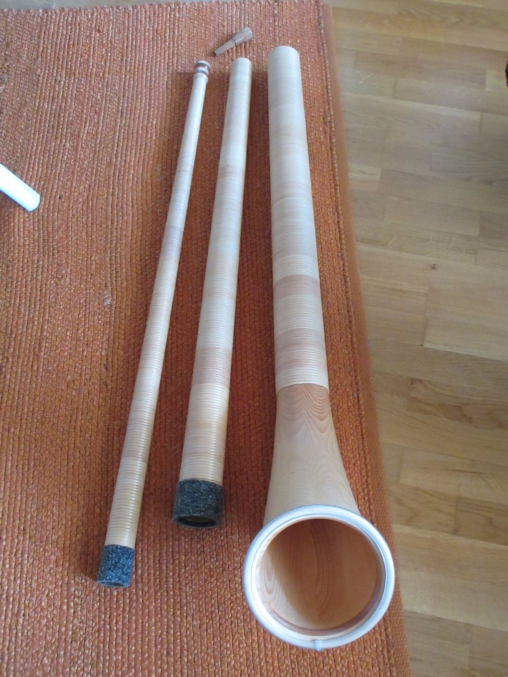 Strumenti musicali: Priesching Alphorn 3-teilig – Usato da Oberbipp venduto da horse-wisperer