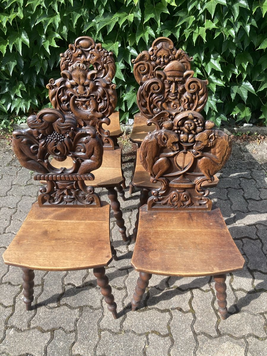 Chaises: Bauernstühle Stabellenstühle – D'occasion à Dübendorf par Ncr