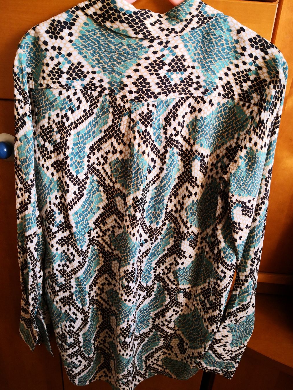 Topshop Blusen: Bluse mit Pythonprint von Topshop, Gr. 36 – Gebraucht aus Wädenswil von coconut1289 4
