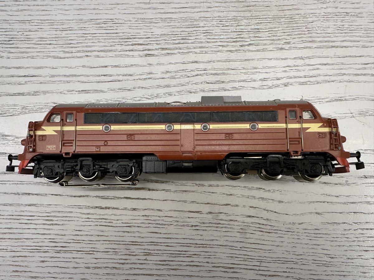 Märklin Modellini di ferrovie: Märklin 3143 NSB BR Di 3 – Usato da Lupsingen venduto da New-Haven 3