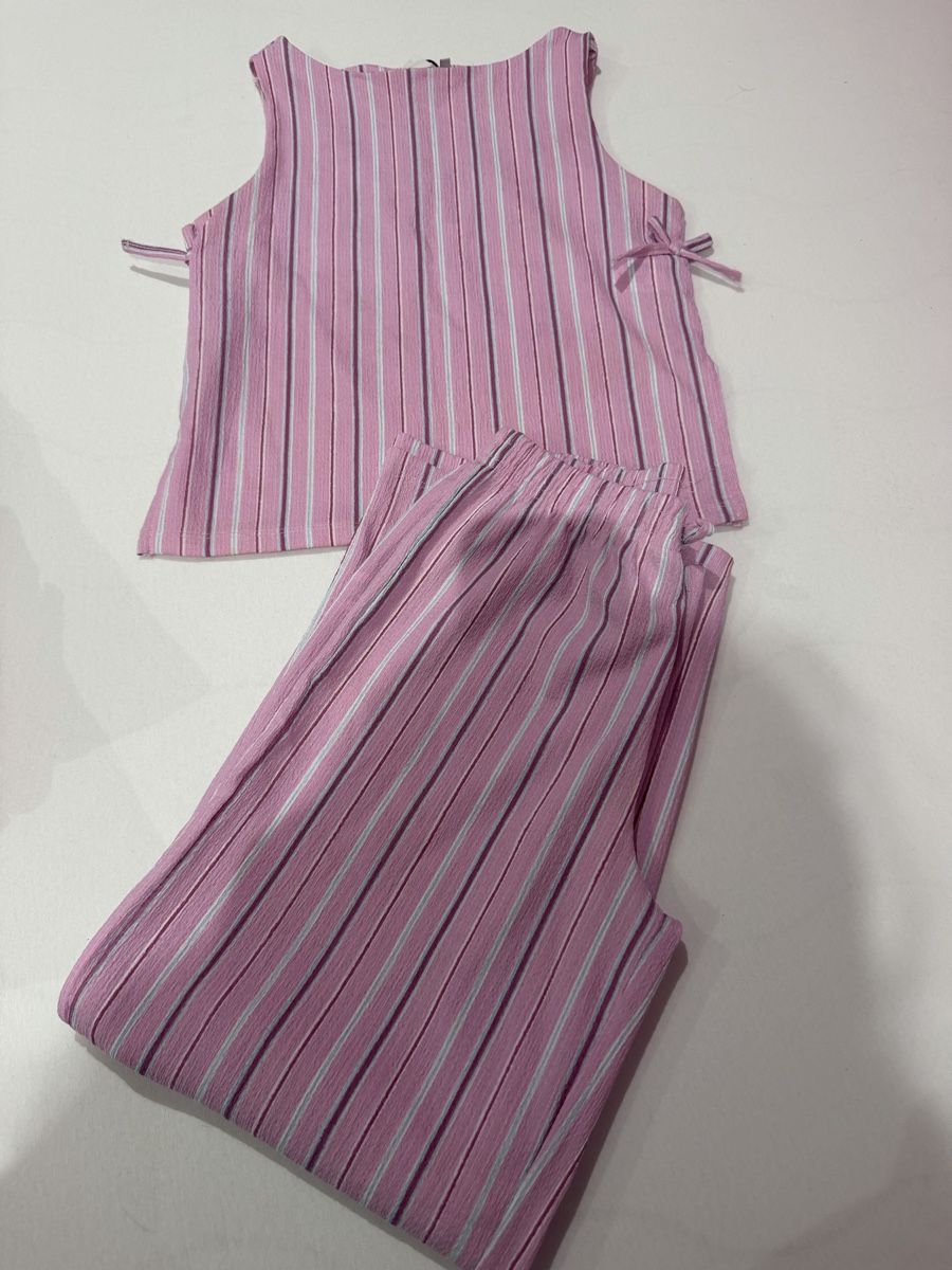 Costumi: Zara Set gestreift rosa weiss – Usato da Muri b. Bern venduto da Ameliaa83