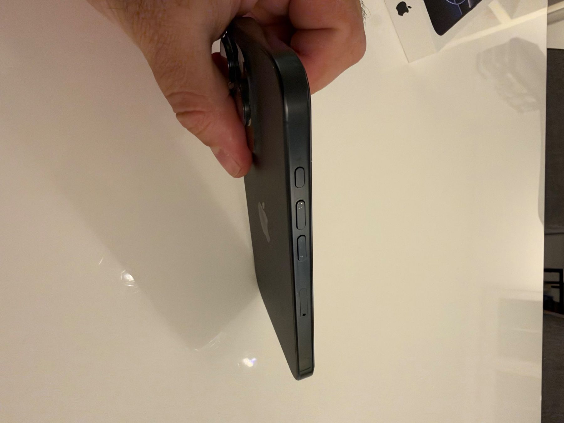 Apple Handys / Smartphones: iPhone 16 pro 512 GB black – Gebraucht aus Grenchen von andrew85 4