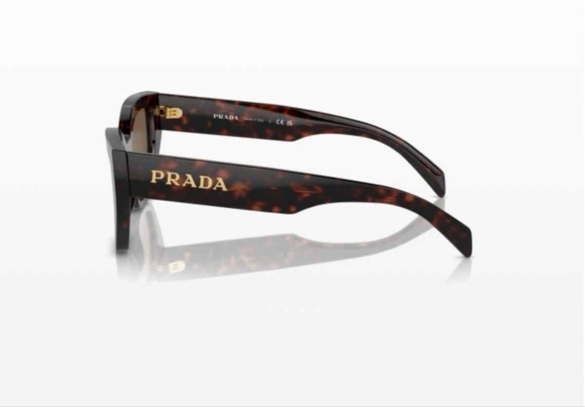 Prada Occhiali & Lenti: Lunettes de soleil Prada – Nuovo e nell'imballaggio originale da Sion venduto da bij_ghy2 1