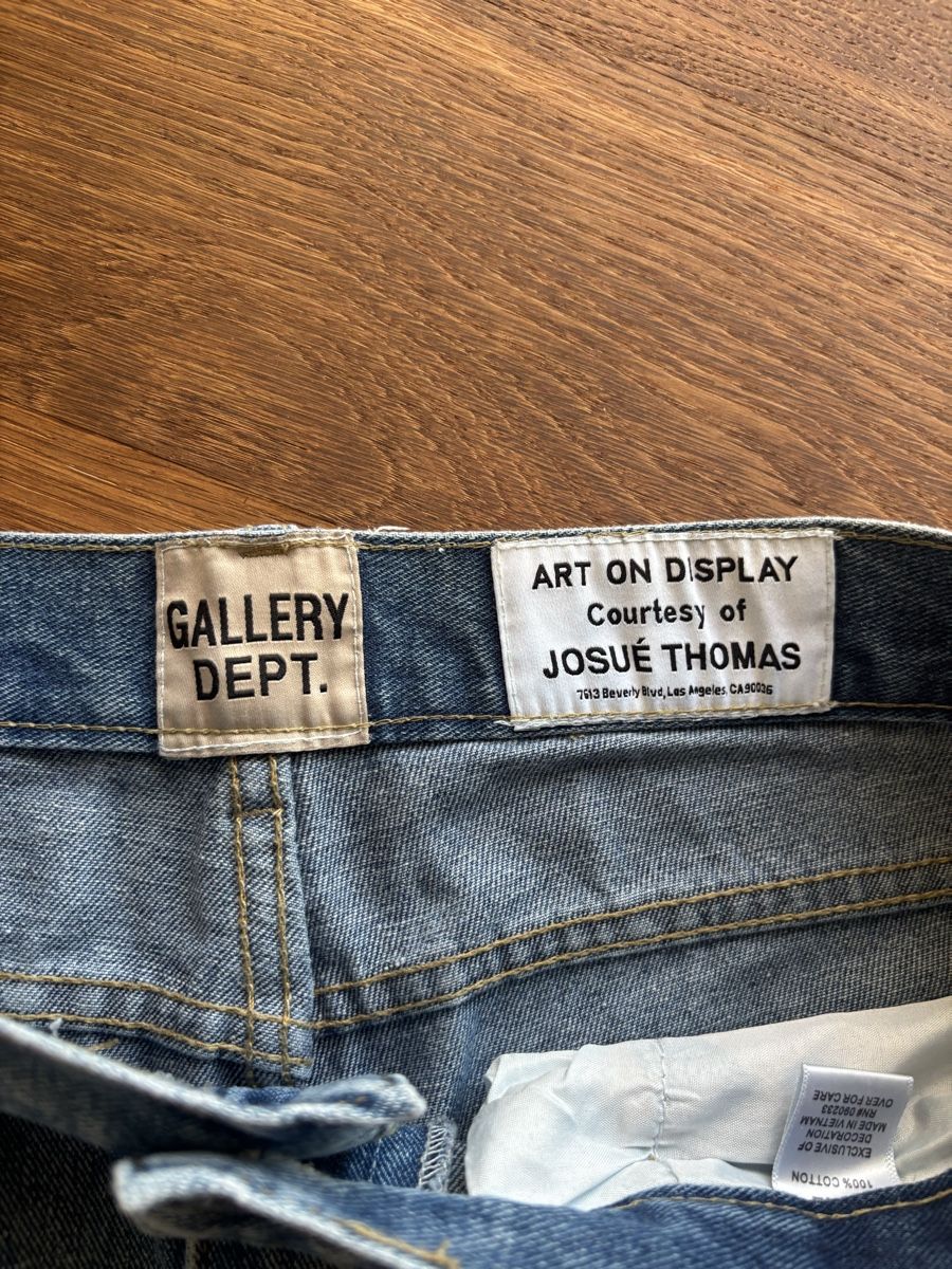 Jeans: Jeans Gallery Dept hellblau – Usato da Männedorf venduto da Spargeluno 1