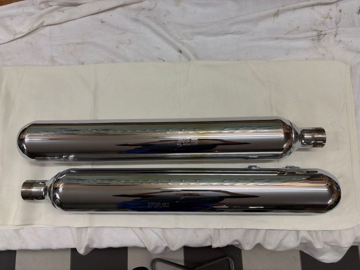 Harley-Davidson Sistemi di scarico: Échappement pour Harley FLHTI  2004 – Usato da Chapelle (Glâne) venduto da offroad69