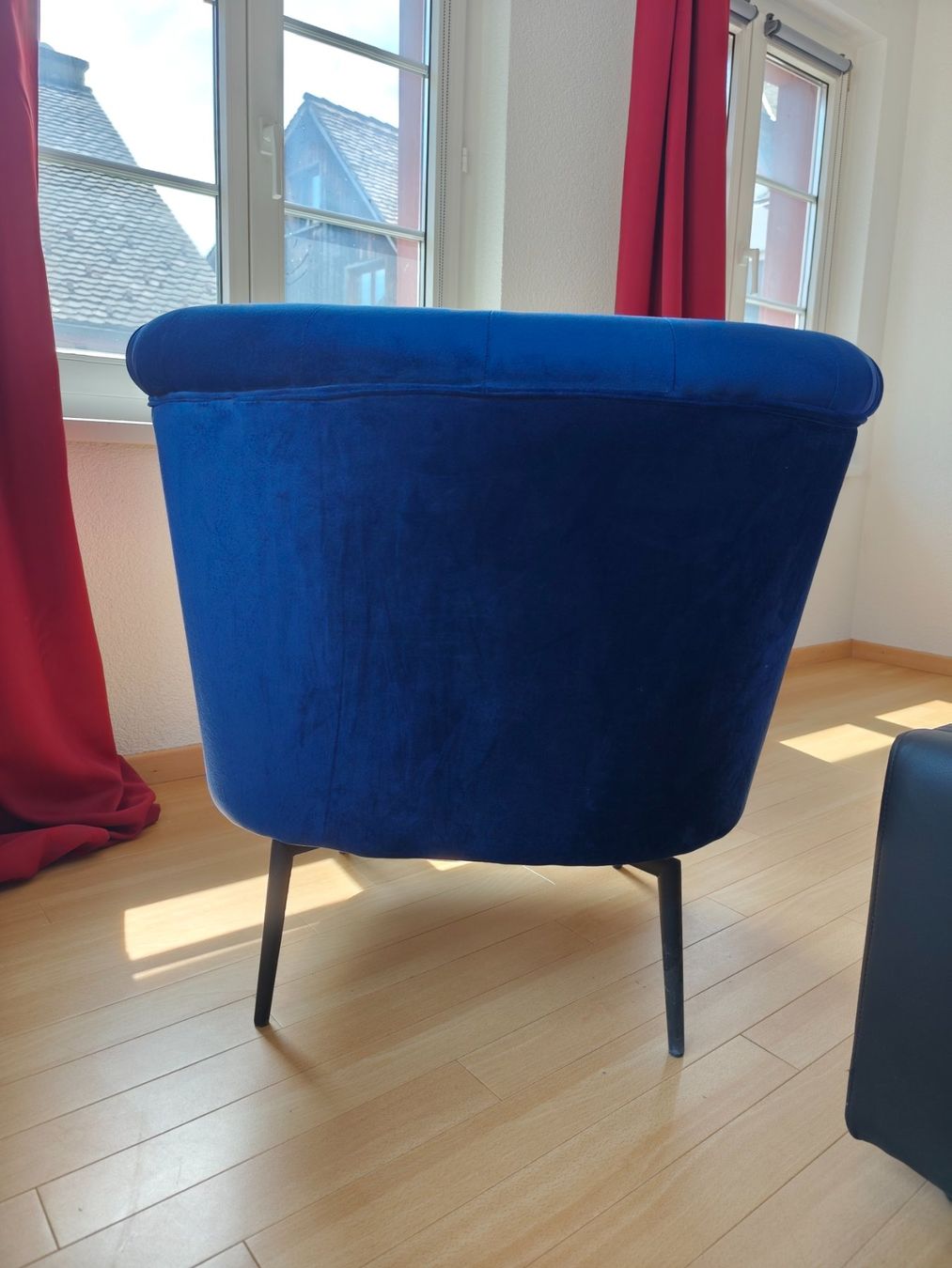 Poltrone: Moderner eleganter Sessel mit drehfunktion – Usato da Altstätten SG venduto da S.Willow 5