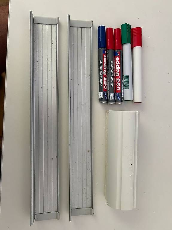 Wandtafeln: Whiteboard – Gebraucht aus Murten von lle_w5qs 2
