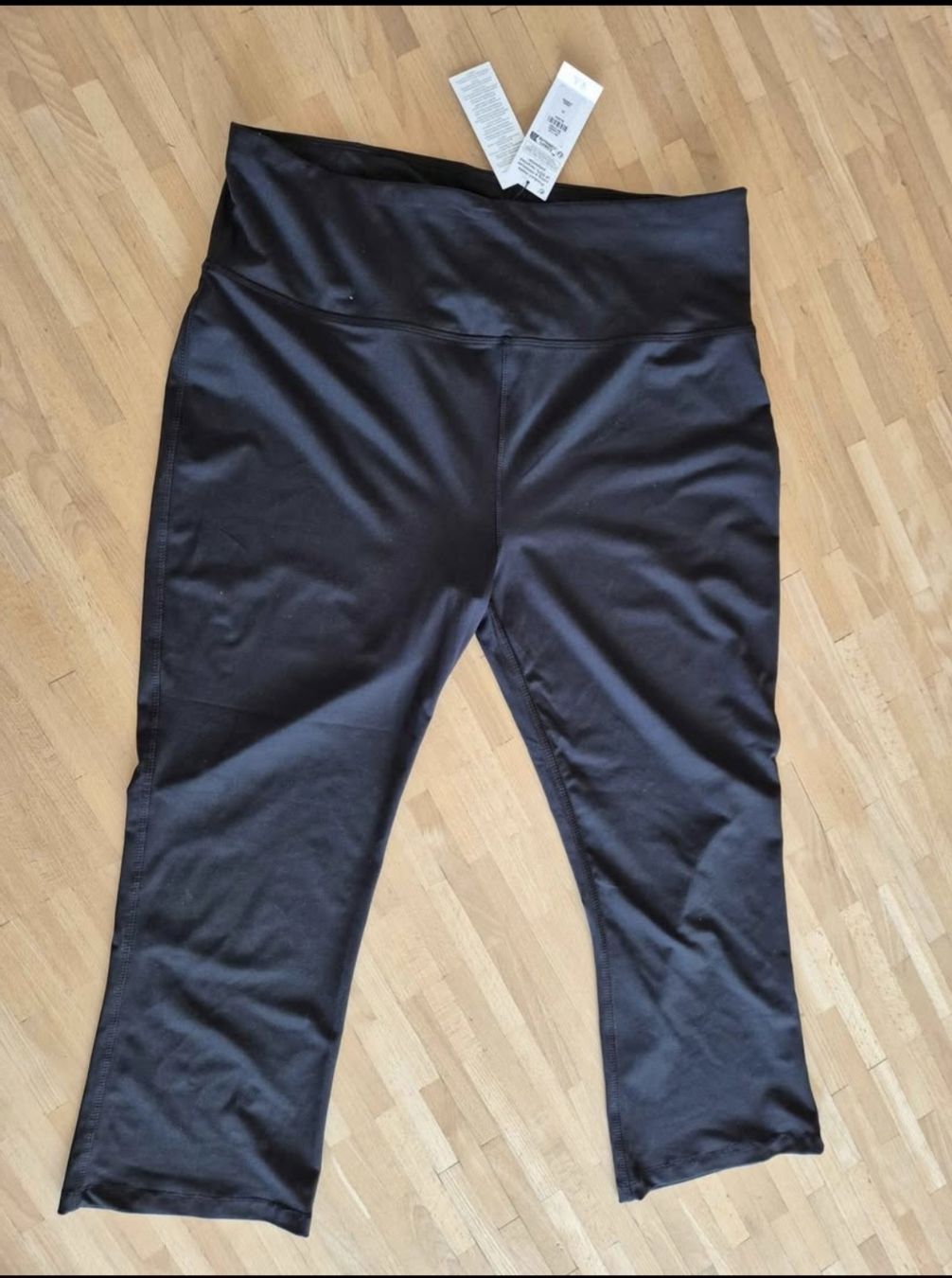Leggings: Leggins Gr. XL / Neu,  mit Etikette – Neu und originalverpackt aus Wettingen von mcu_67 1