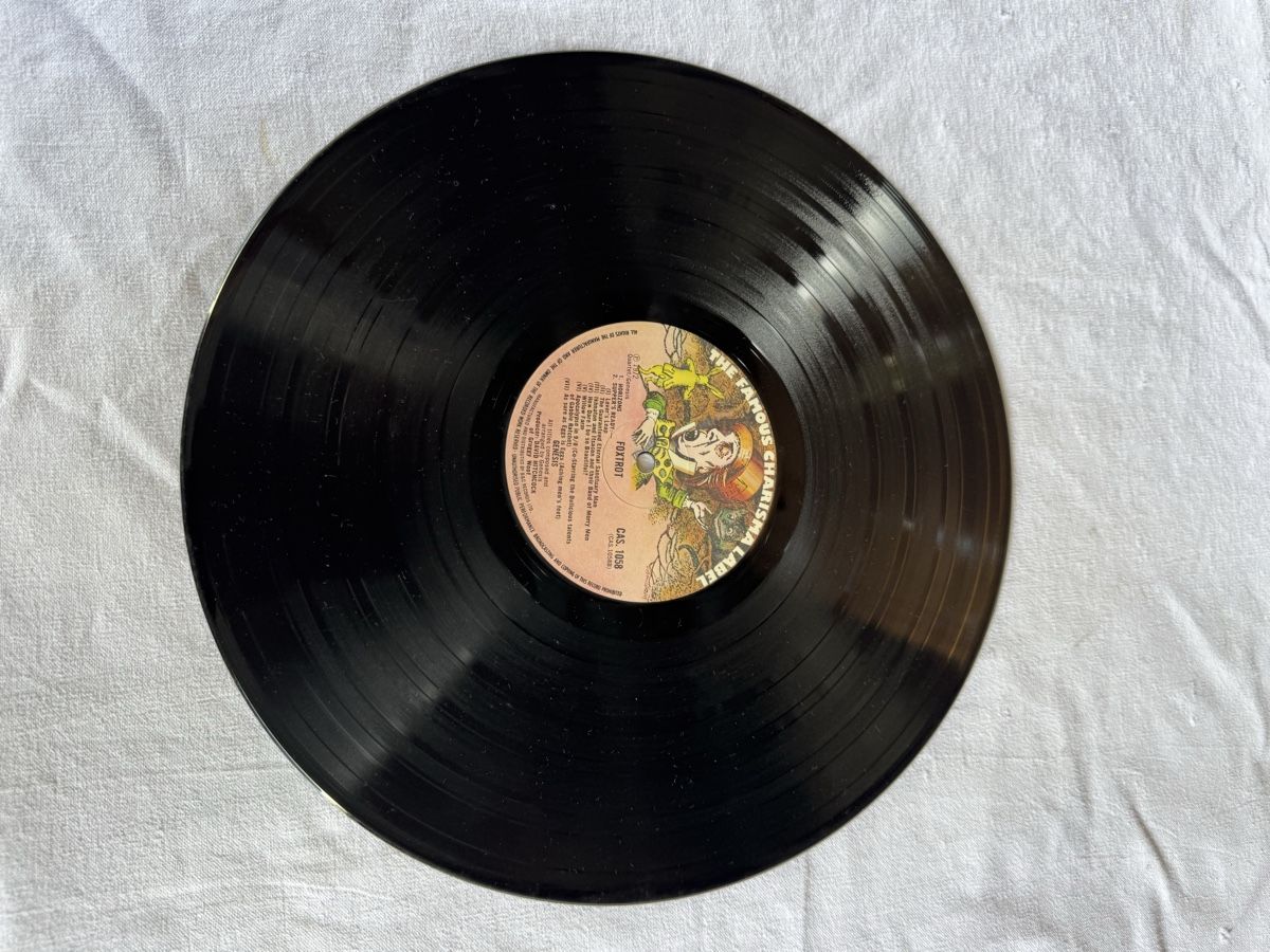 Dischi in vinile: Disque vinyle Genesis  – Usato da GRAND - LANCY venduto da petitpain67 5