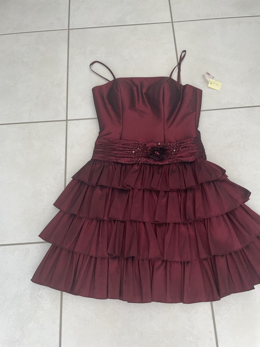 Vestiti: Apero Kleid. Gr. 40. Neu – Nuovo (secondo la descrizione) da Dübendorf venduto da jlu_r7hz 1