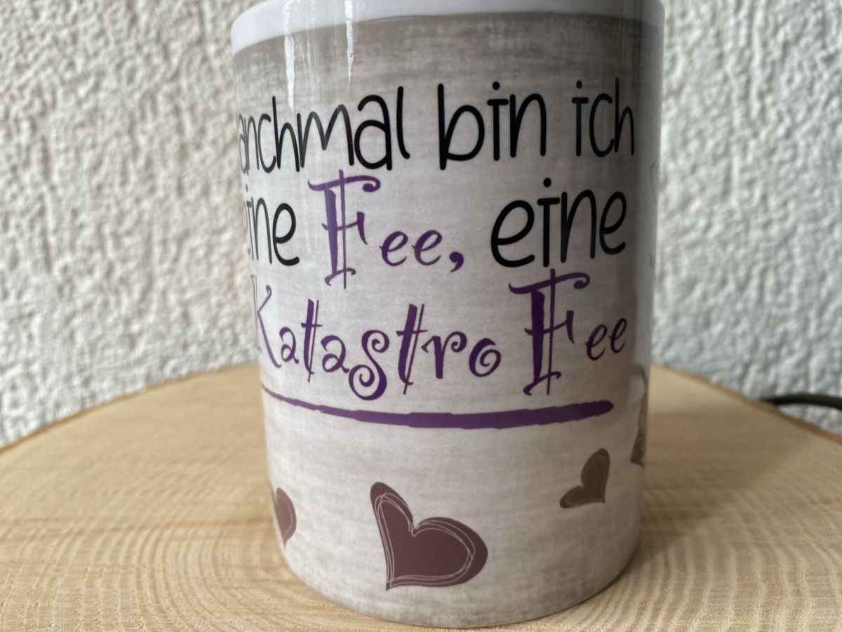 Tazze: Lustiger Kaffeebecher "Manchmal bin ich eine Fee" – Nuovo (secondo la descrizione) da Buhwil venduto da Dmagic 1