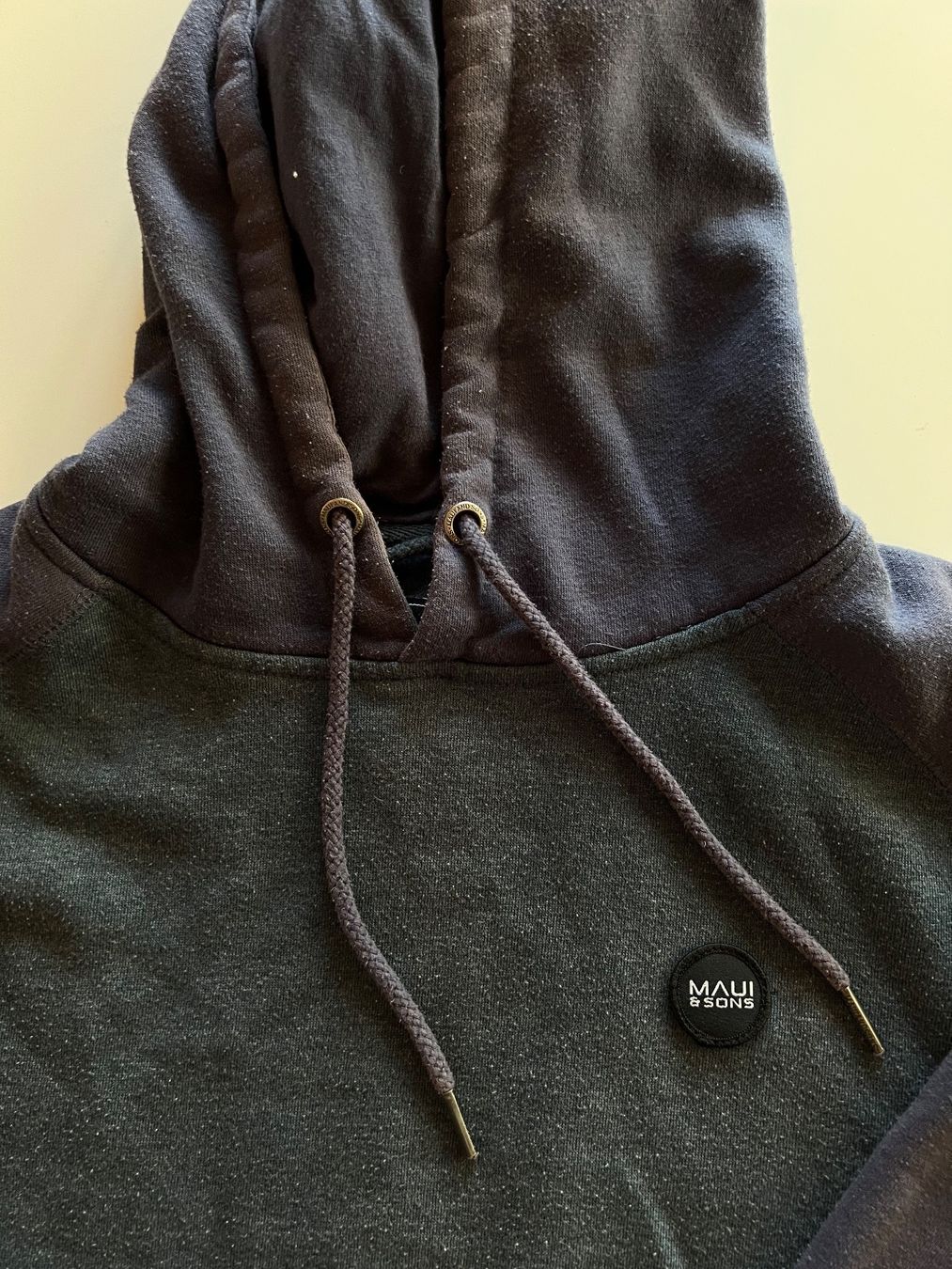 Pulls & Sweat-shirts: Maui & Sons Hoodie / Pullover – D'occasion à Chexbres par doe_xns6