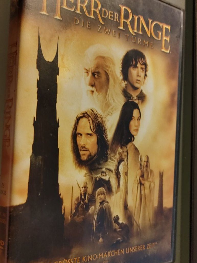 Tutti i DVDs: Der Herr der Ringe zwei DVD Box – Usato da Dottikon venduto da Oldyfreak