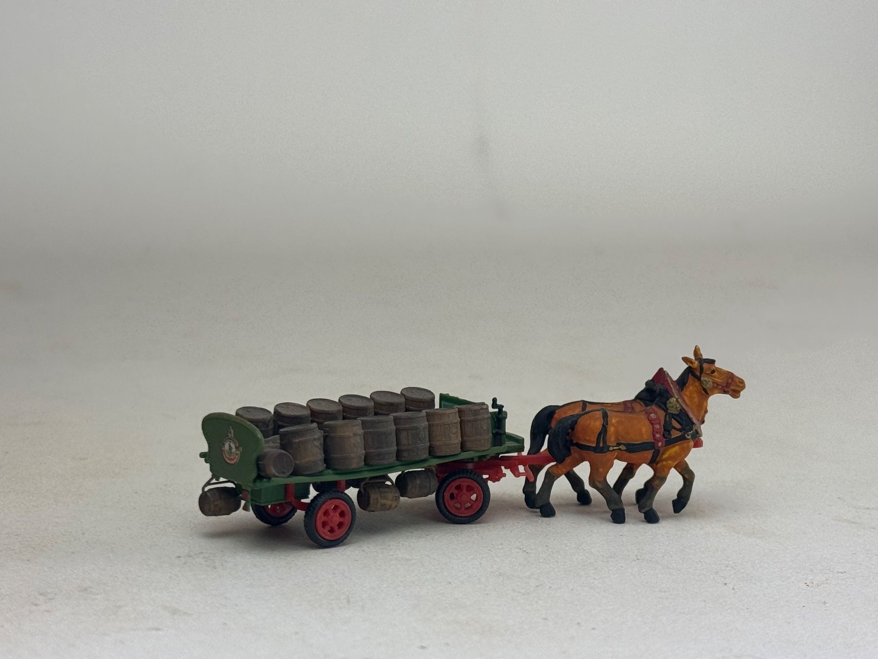 Preiser Trains électriques: VE1- Preiser Kutsche mit Fässern – D'occasion à Elm par Wikmtz 1