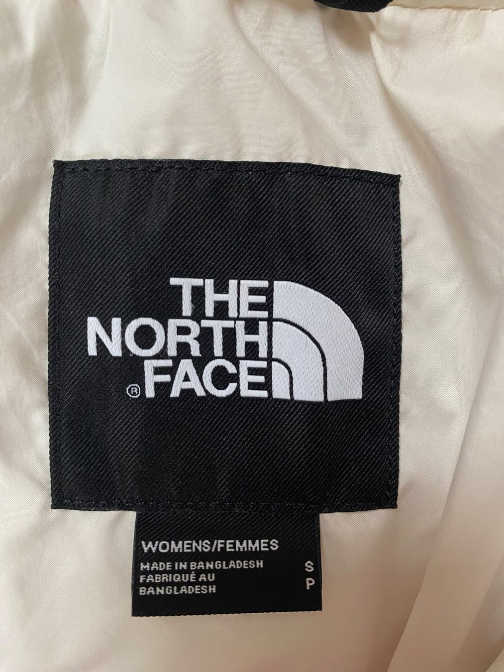 North Face Giacche: The North Face Winterjacke – Usato da Waltenschwil venduto da lar_3vlq 4