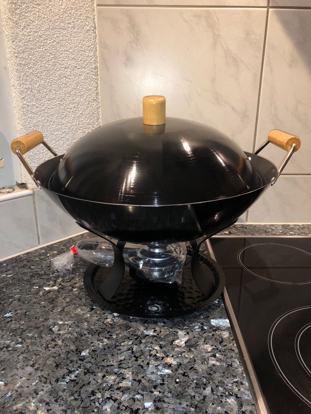 Pfannen: Wok-Pfanne – Gebraucht aus Obermumpf von moglipedro 1