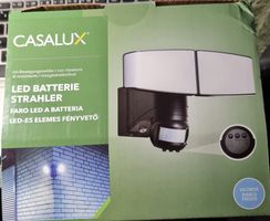 Wand-Strahler LED mit Bewegungsmelder mit Batteriebetrieb