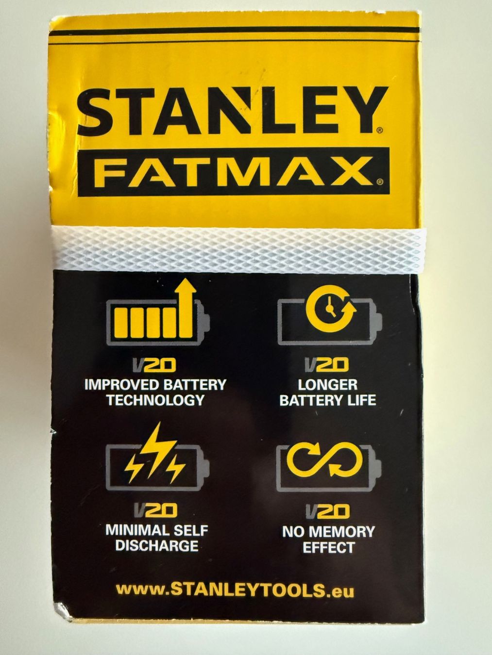 Stanley Caricatori & Batterie: Stanley batterie 18V/4Ah – Nuovo e nell'imballaggio originale da St-Gingolph venduto da GoldenKeys 2