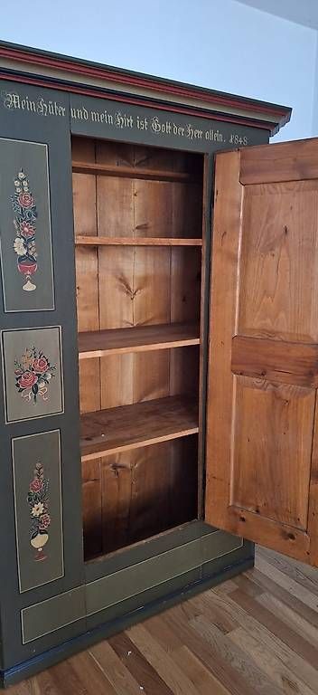 Schränke: Schrank Tannenholz – Gebraucht aus Langnau i. E. von 3550fdi 1