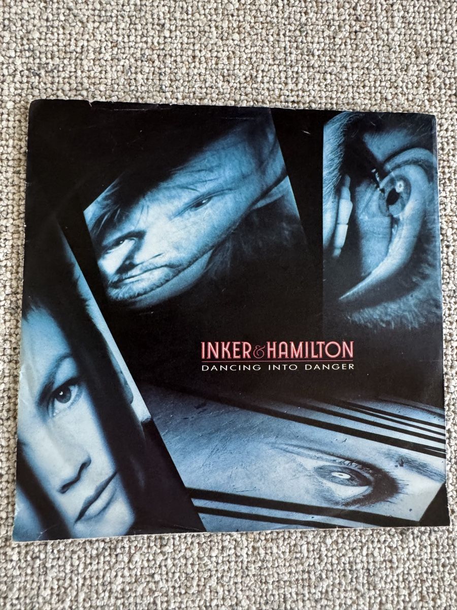 Dischi in vinile: Inker & Hamilton - Dancing Into Danger - 7" Single - 80's – Usato da Rorbas venduto da BlackstarRecords