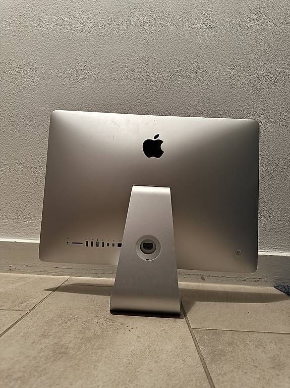 PCs: Apple iMac 21.5 Late 2015  8GB RAM  1TB – Gebraucht aus Zürich von Hanglooi 1