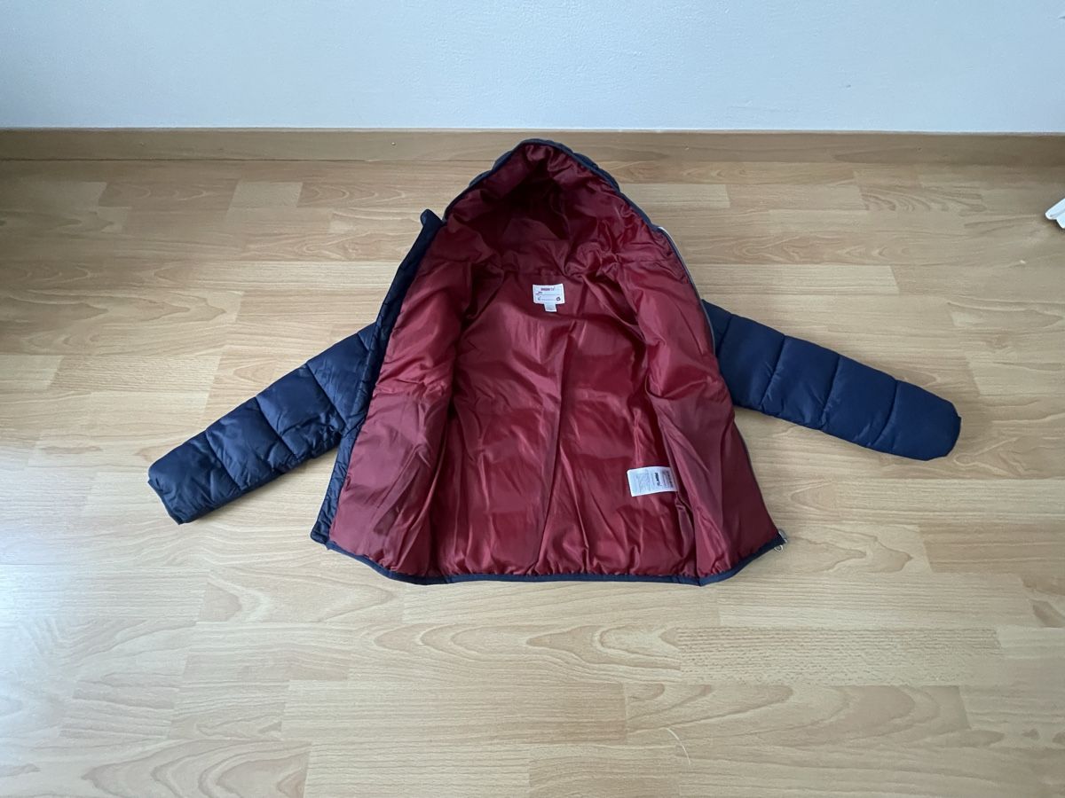 Giacche & Cappotti: Mädchen Light weight Jacke – Usato da Chur venduto da Tsambiko 3