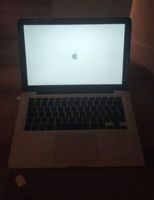 Apple MacBook