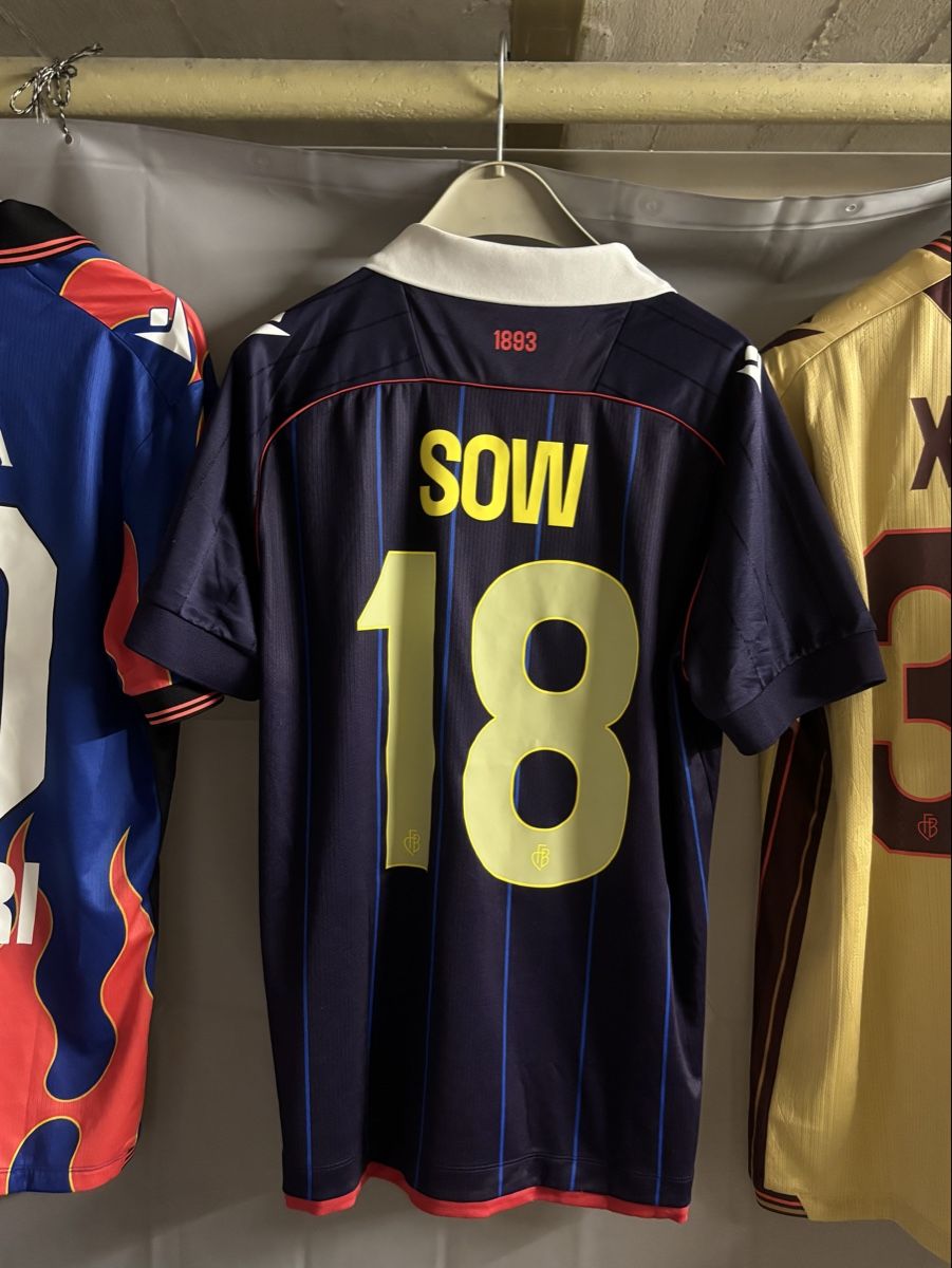 Canottiere & Pantaloni: FC BASEL 3. TRIKOT Sow #10 – Nuovo (secondo la descrizione) da Basel venduto da kleinerprinz
