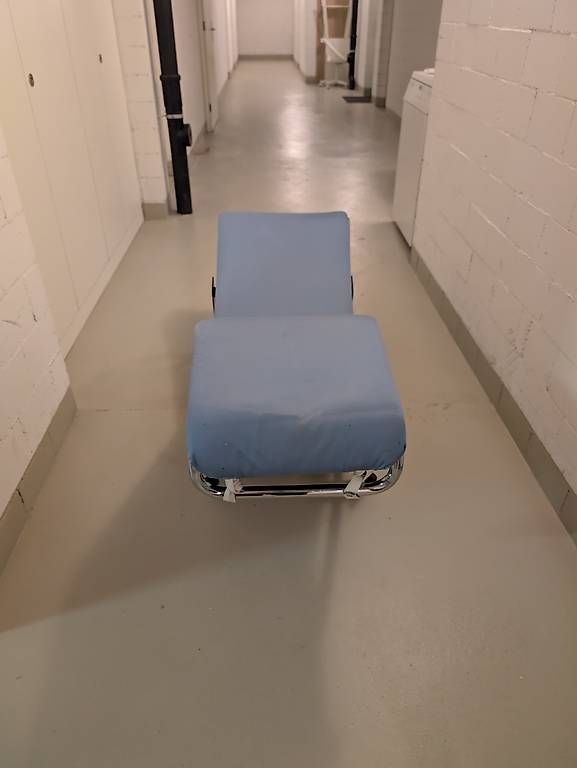 Chaises longues: Liege – D'occasion à Bremgarten AG par Regminoeduf 3