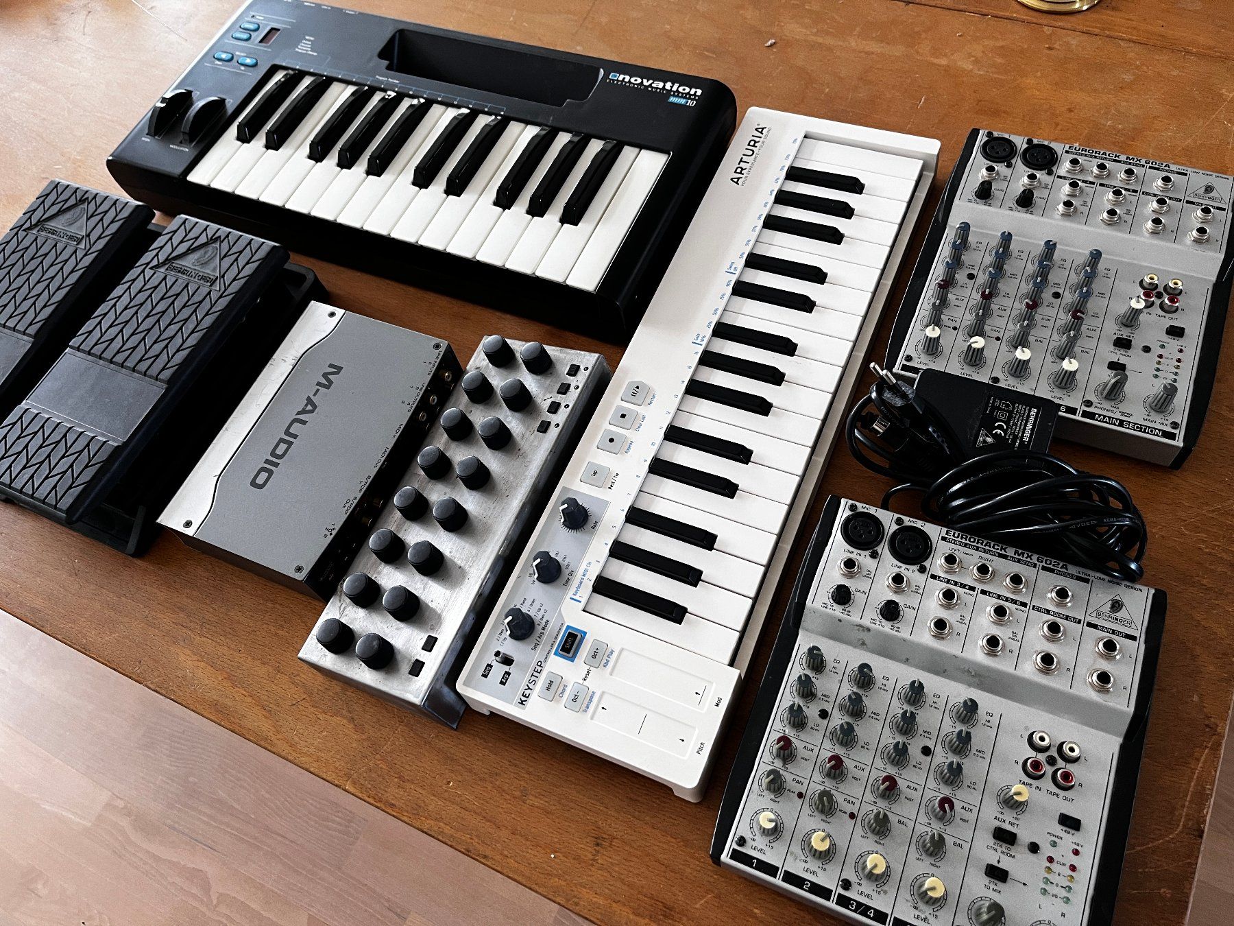 Arturia Musikinstrumente: Novation, Arturia, Doepfer, Behringer – Gebraucht aus Wald ZH von pelang56