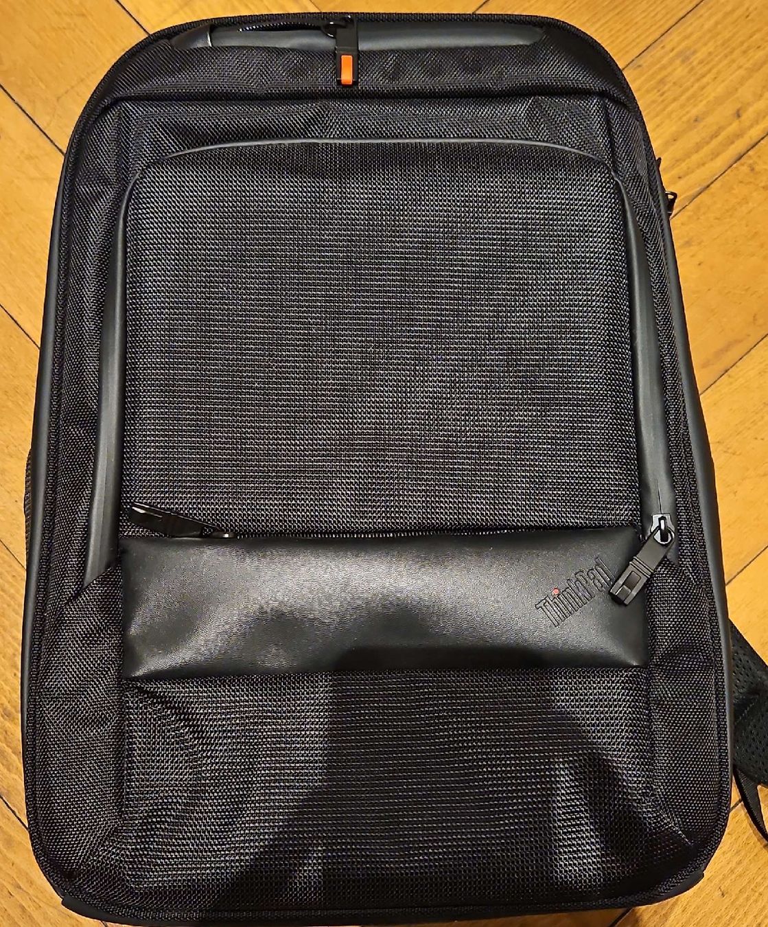 Lenovo Zaini: Lenovo Thinkpad Rucksack – Nuovo (secondo la descrizione) da Zürich venduto da nat_20