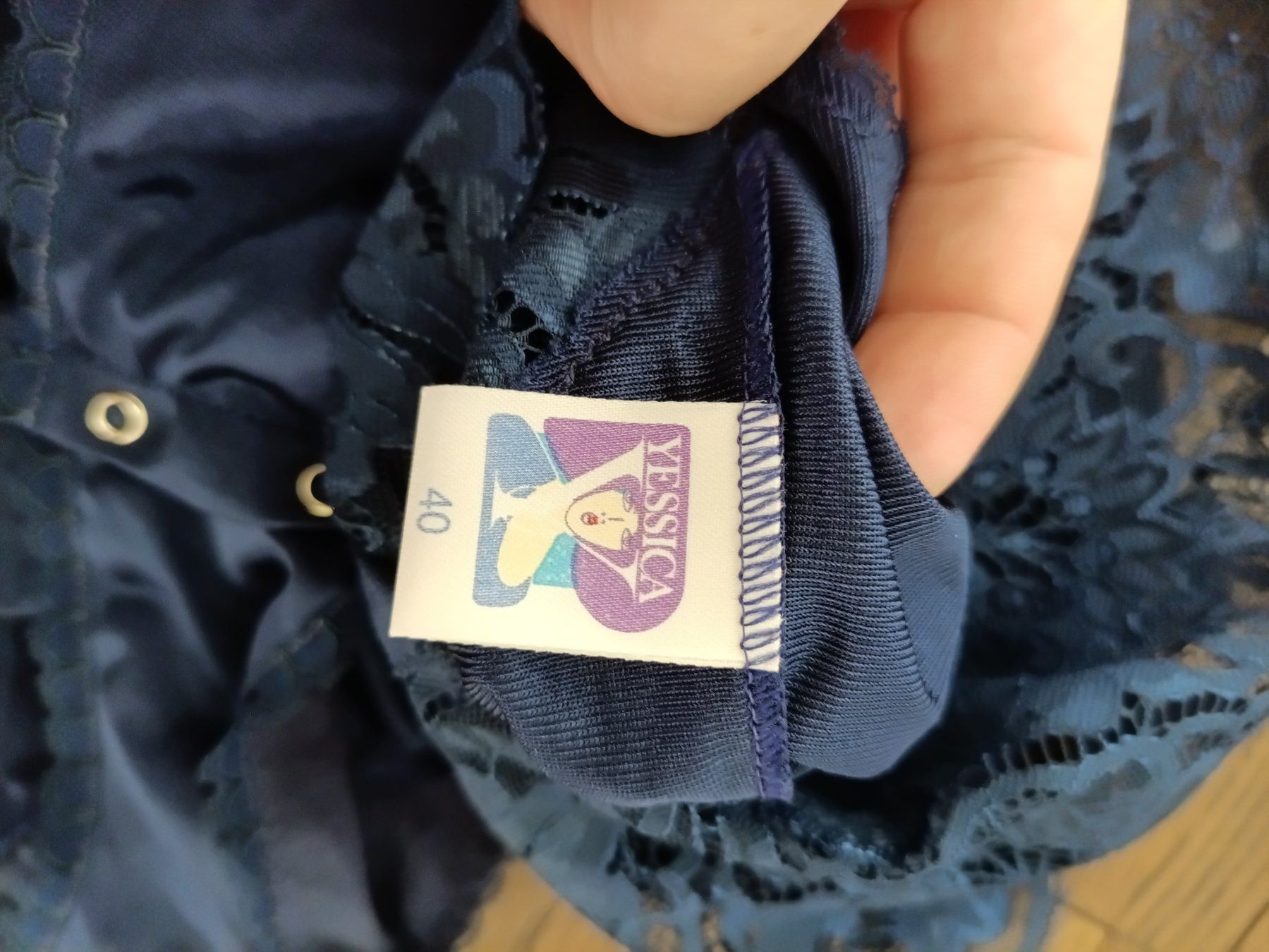 Altra biancheria intima: Dunkelblauer, sexy Body, mit Spitze, in M. – Usato da Schwyz venduto da s.verkauf 4