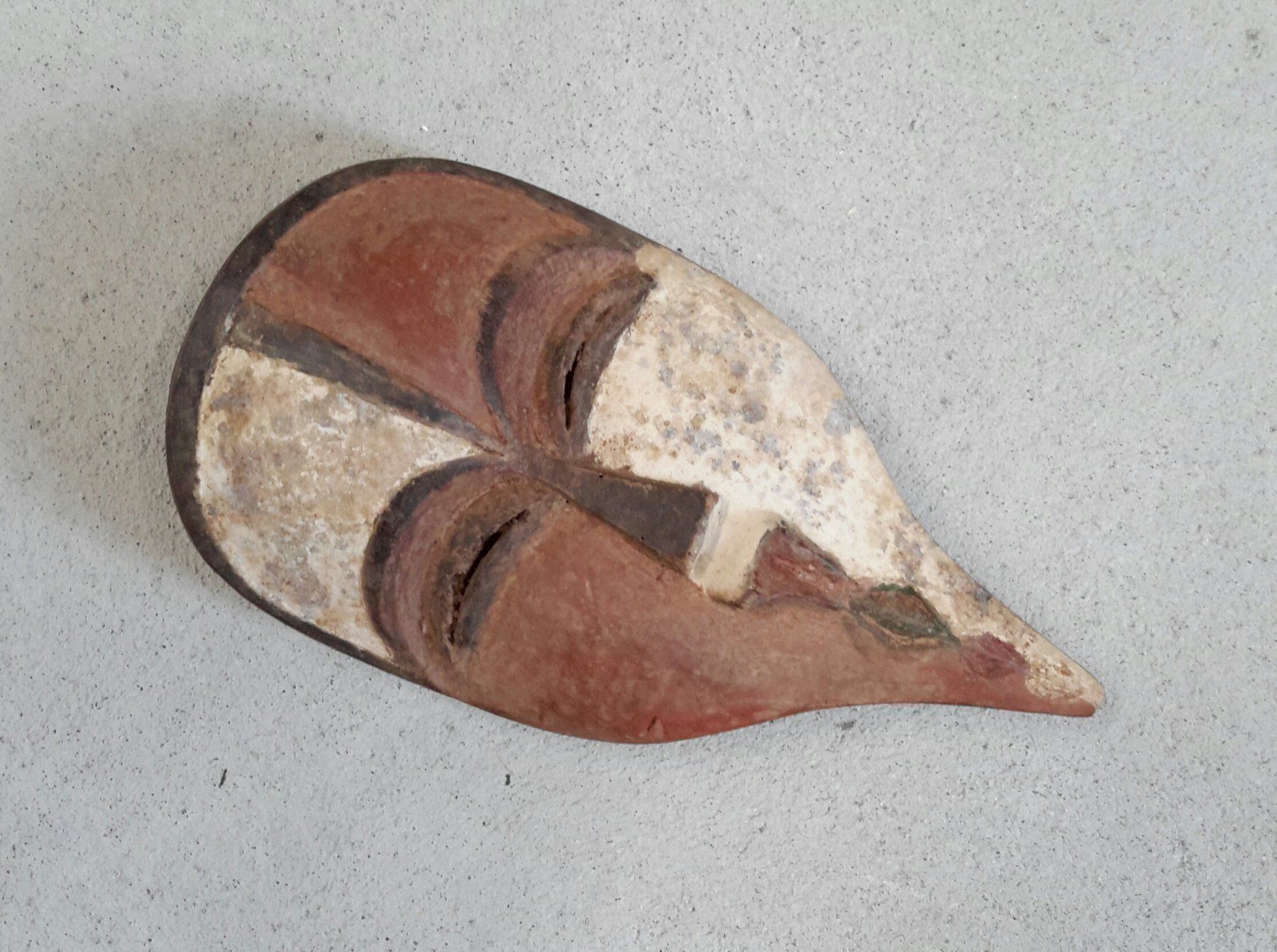 Internationale Kunst: Geschnitzte Afrikanische Maske aus Holz – Gebraucht aus Burgdorf von Olli.34 1