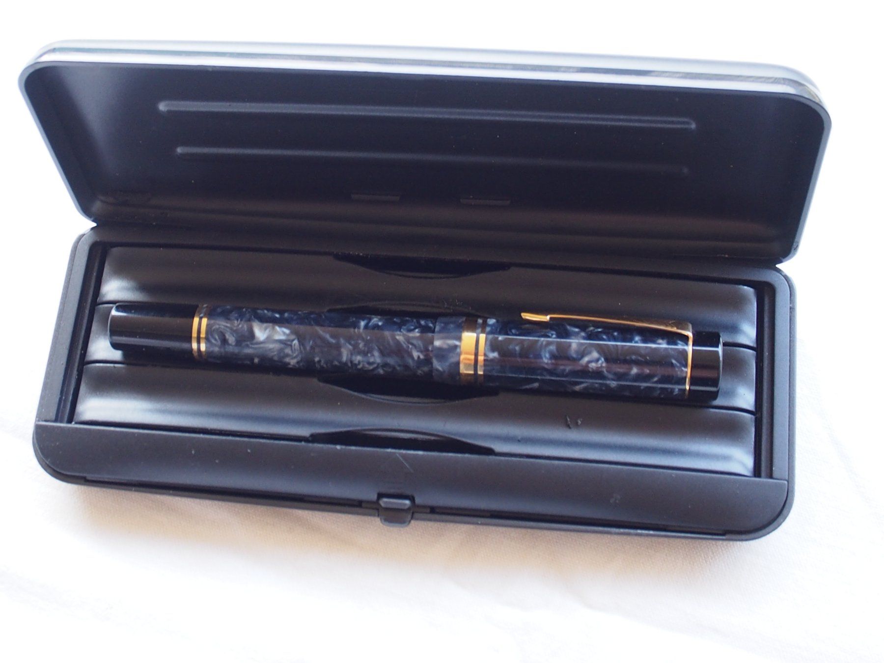 Stylos & Marker: PARKER DUOFOLD CENTENNIAL, le plus gros. – D'occasion à Meyrin par SRemka 1