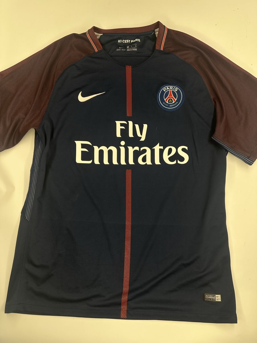 Nike Canottiere & Pantaloni: Paris Saint-Germain PSG Trikot - Gr. M – Nuovo (secondo la descrizione) da Luzern venduto da kim221080