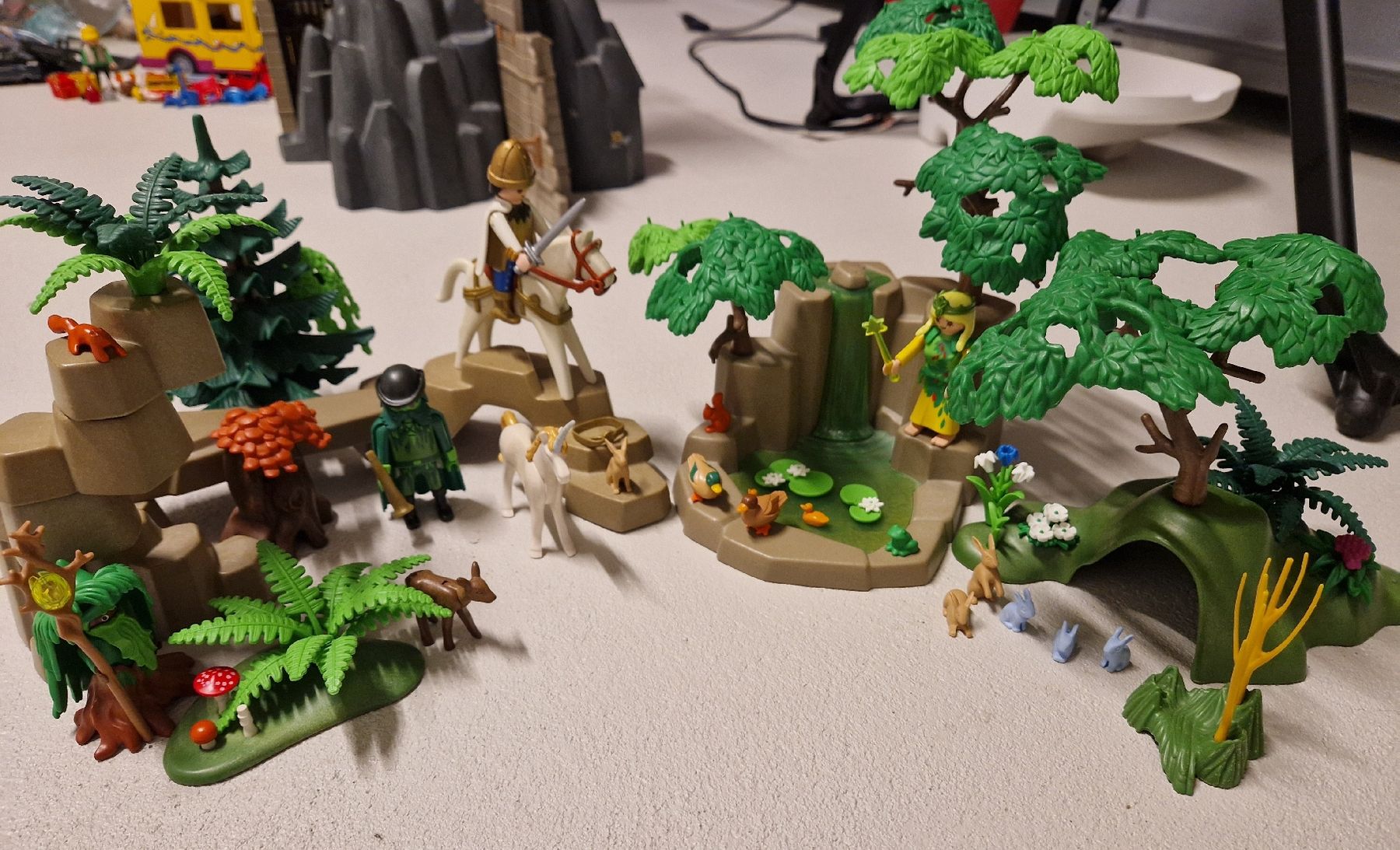 Playmobil Spielzeuge: Playmobil Zauberwald – Gebraucht aus Baden von Spill_4