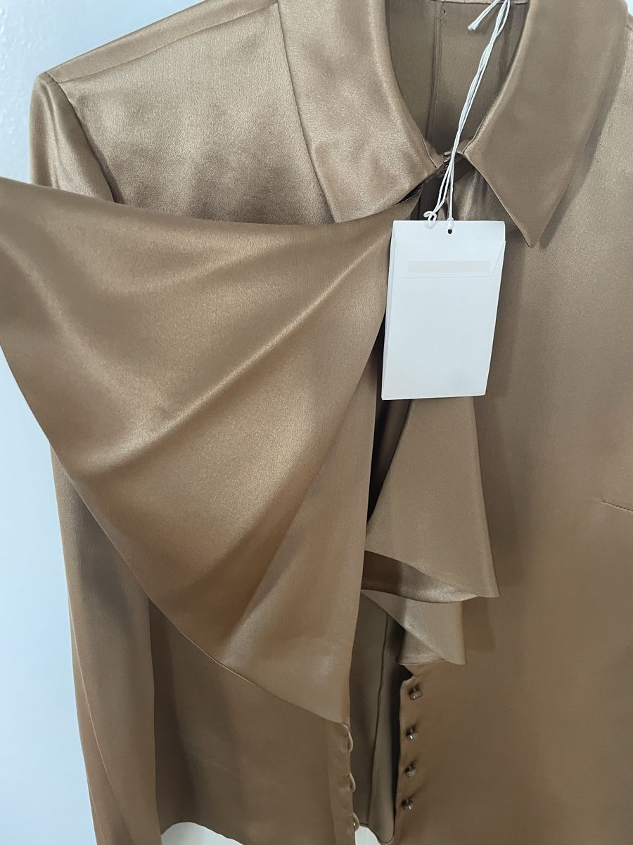 Valentino Camicette: Valentino Silk Blouse - Size 6 – Nuovo (secondo la descrizione) da Zürich venduto da LoveFashion76 9