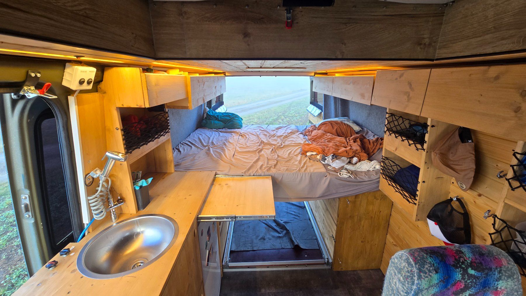 Mercedes-Benz Camping Fahrzeuge: Mercedes Sprinter 313CDI 4×4 Camper – Gebraucht aus Wagenhausen von sali001 7
