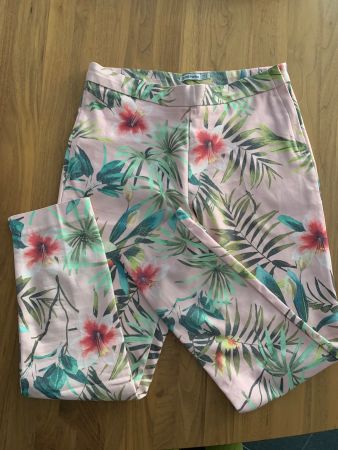 Stradivarius  Zigarette Stift Hose 7/8 schmal Gr.38 Sommer