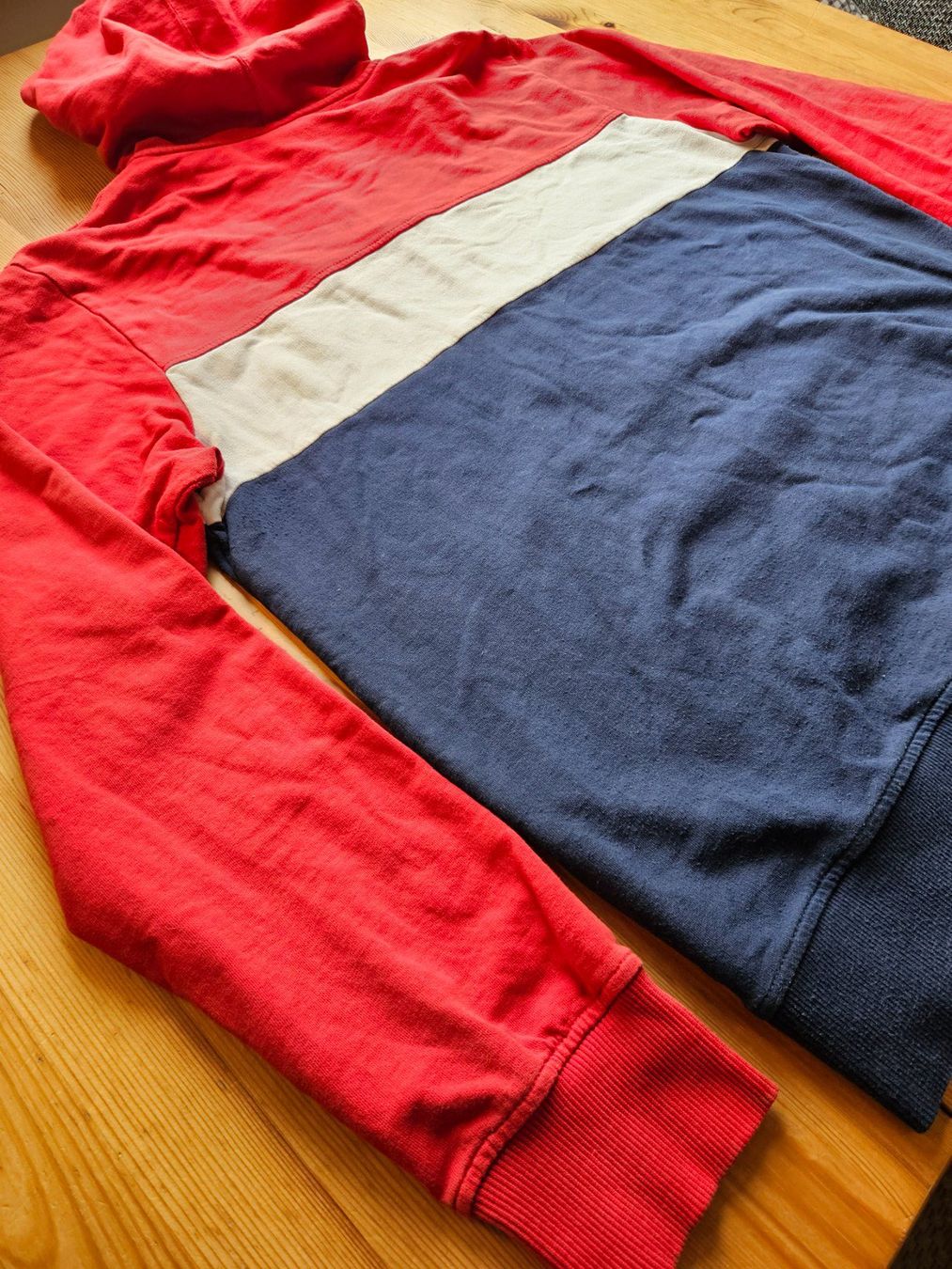Adidas Maglioni & Felpe: Hoodie adidas Grösse M retro – Usato da Hägglingen venduto da United-Village-Trade 6