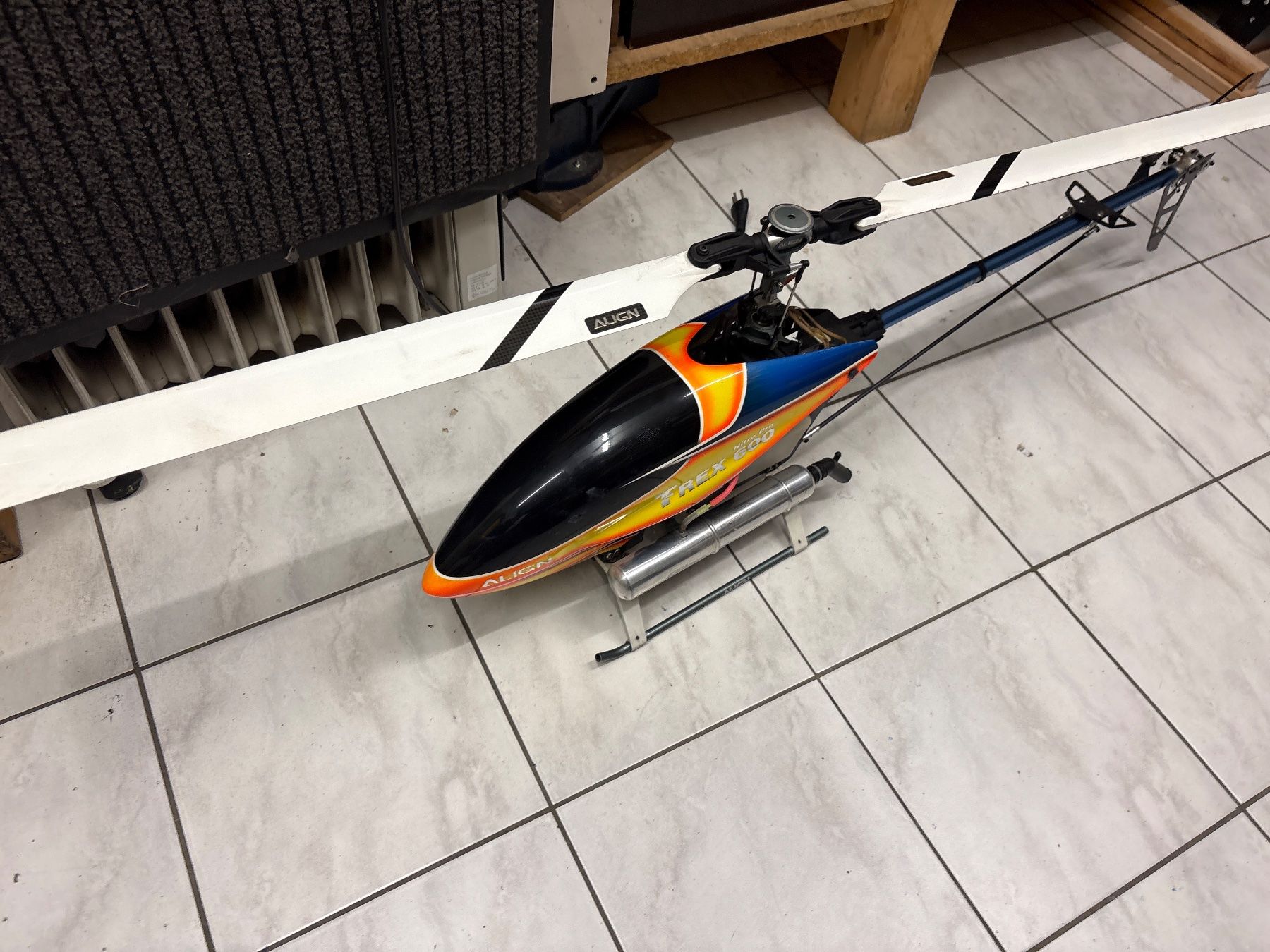 Align Modellismo RC: RC Helikopter Align T-Rex 600 Nitro Chassis mit Servos + FL – Usato da Rotkreuz venduto da Modellbau007 3