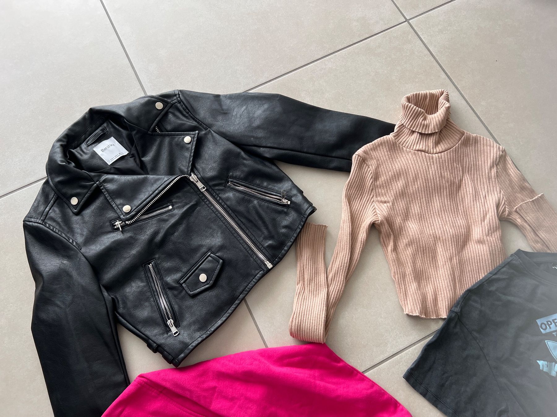 Lotti di vestiti: Bershka Kleiderpaket 36 – Usato da Meierskappel venduto da Coke 1