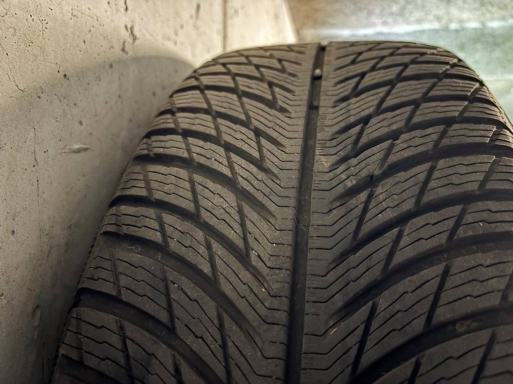 Pneumatici & Ruote complete: Winterräder komplett Volvo XC60 – Usato da Seengen venduto da Decking 3