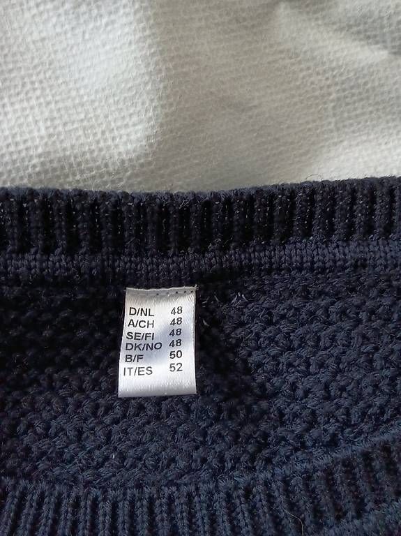 Pulls & Sweat-shirts: Joli pull – D'occasion à Yverdon par Nany6 2