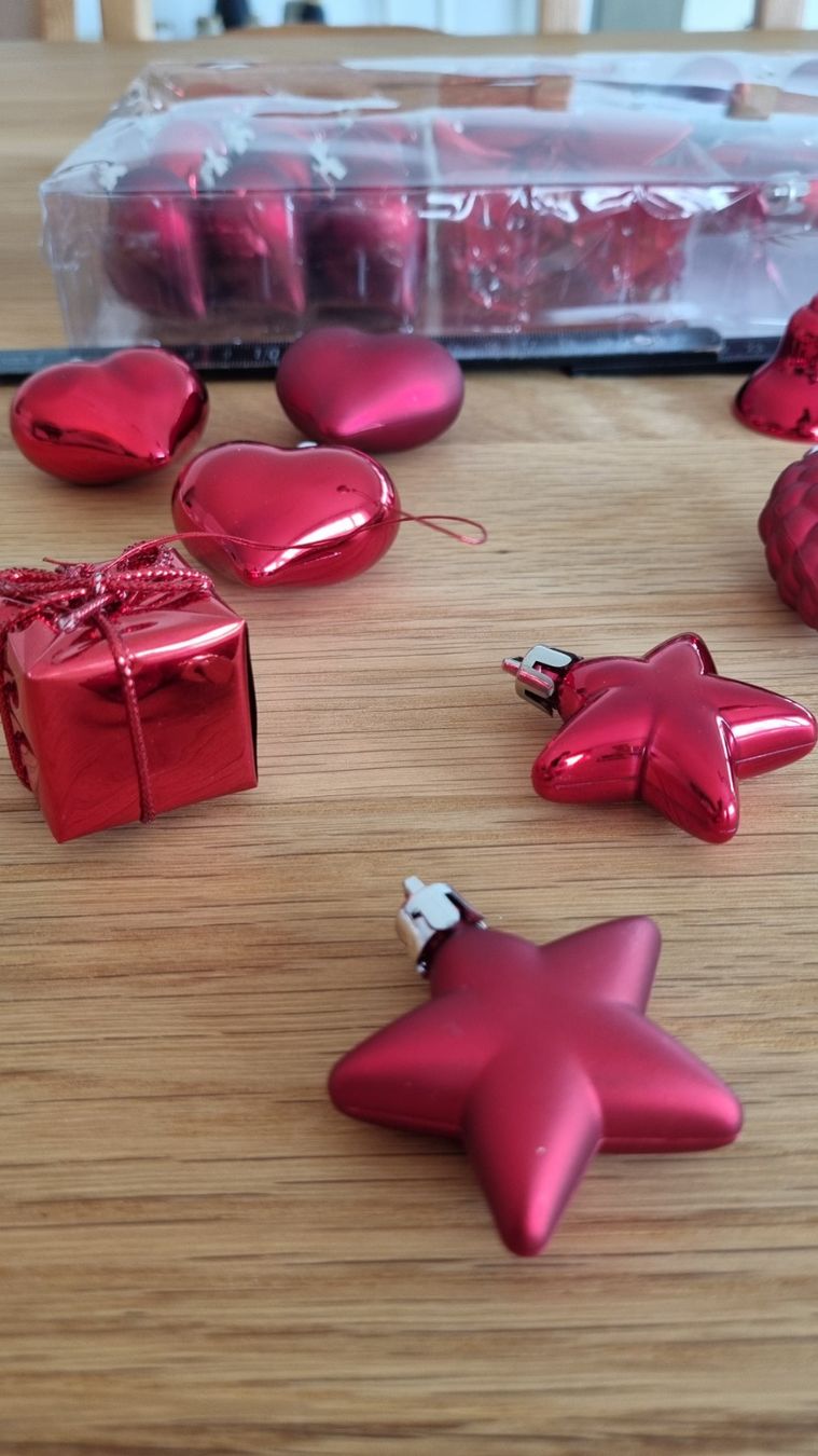 Ikea Toutes les décorations: Baumschmuck Rot – D'occasion à Toffen par fan_tv5s 5
