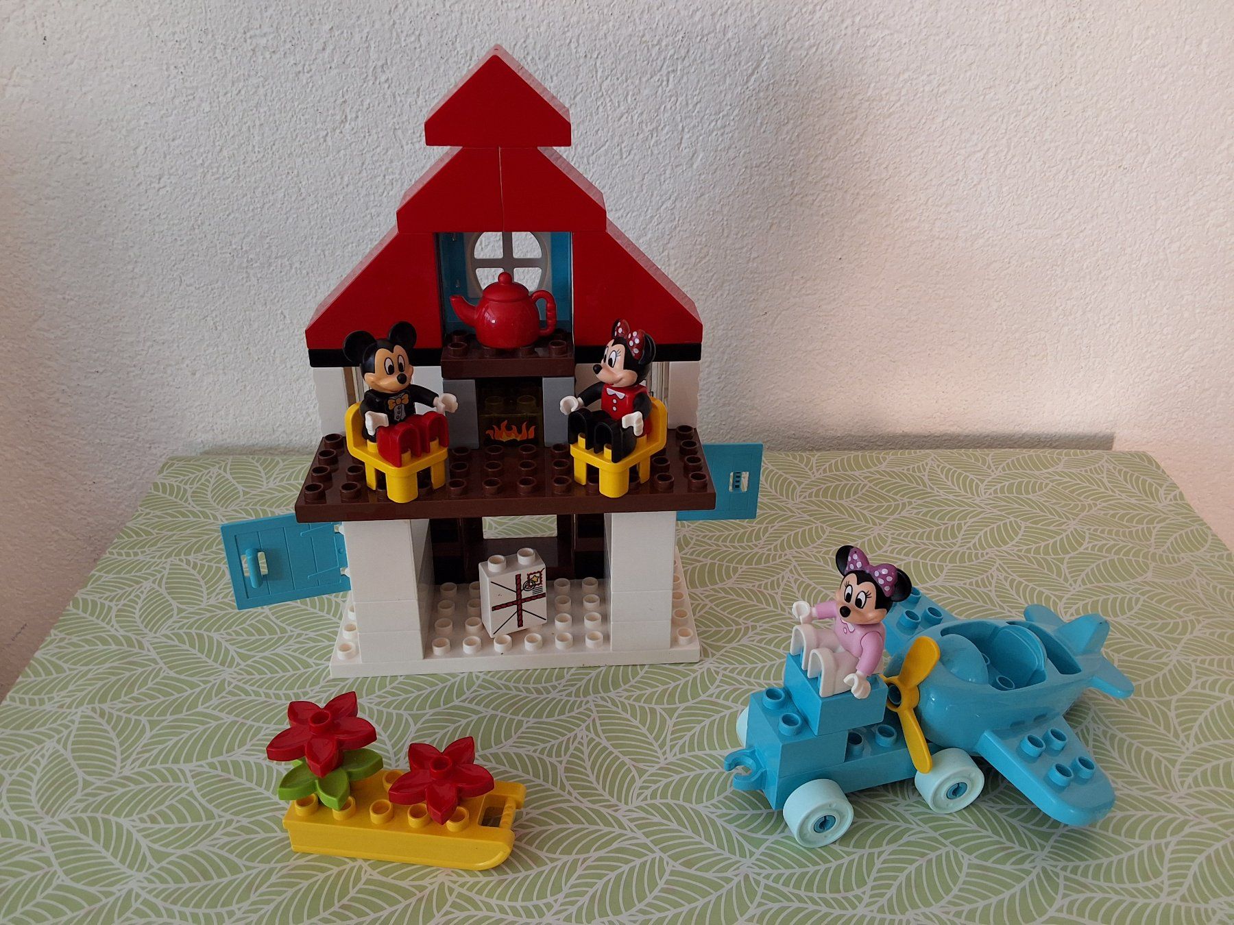 Lego Spielzeuge: Lego Duplo Winterhaus Mickeymaus – Gebraucht aus Liebefeld von moony4blue 1