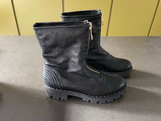 Marc Cain Chaussures femmes: Boots Marc Cain – D'occasion à Gockhausen par subbotnik 3