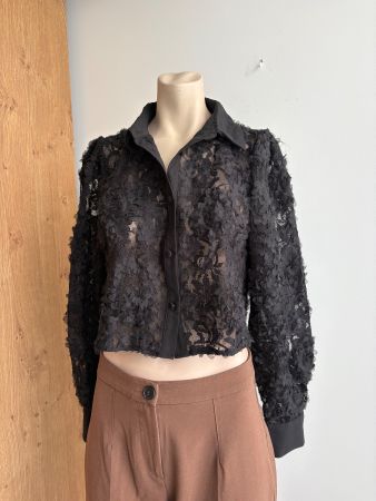 Zara Kurzjacke schwarz mit Applikationen Grösse S
